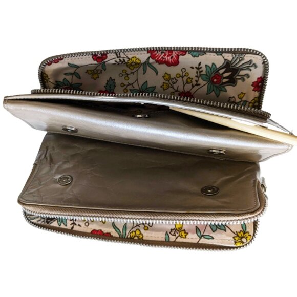 LATICO BELL LARGE CLUTCH WALLET - Picture 10 of 13